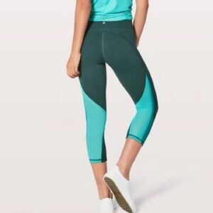 Lululemon mix & mesh grip 21”‎ cropped leggings